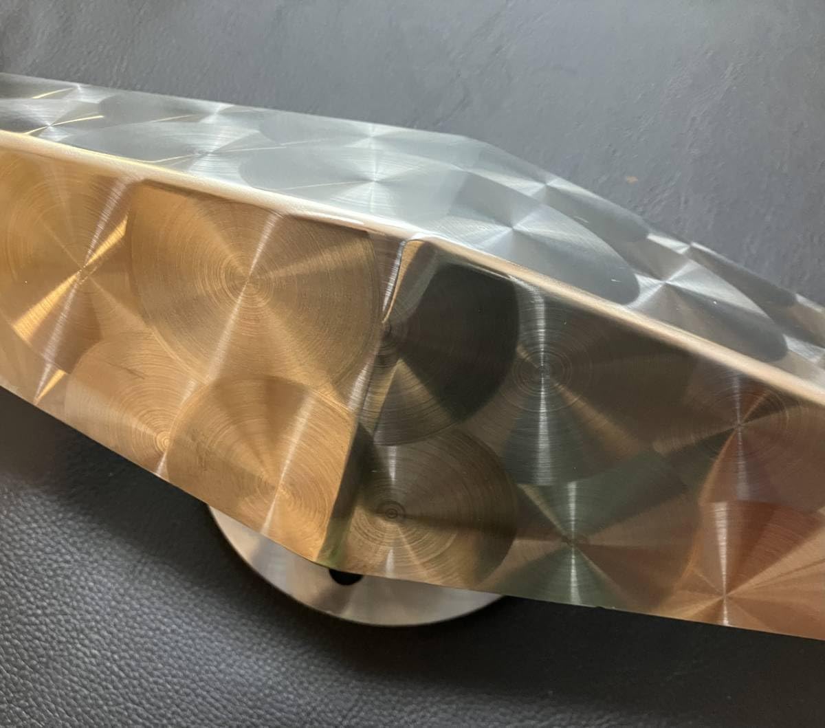 ウロコステンレス製 大型車用 22.5インチ ホイール 一文字 スピンナー 2個 ウロコステンレス製 大型車用 22.5インチ うろこ一文字ホイール